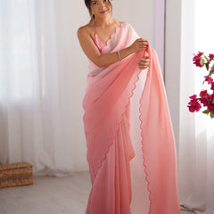 Textured Elegance with Arco Border Saree